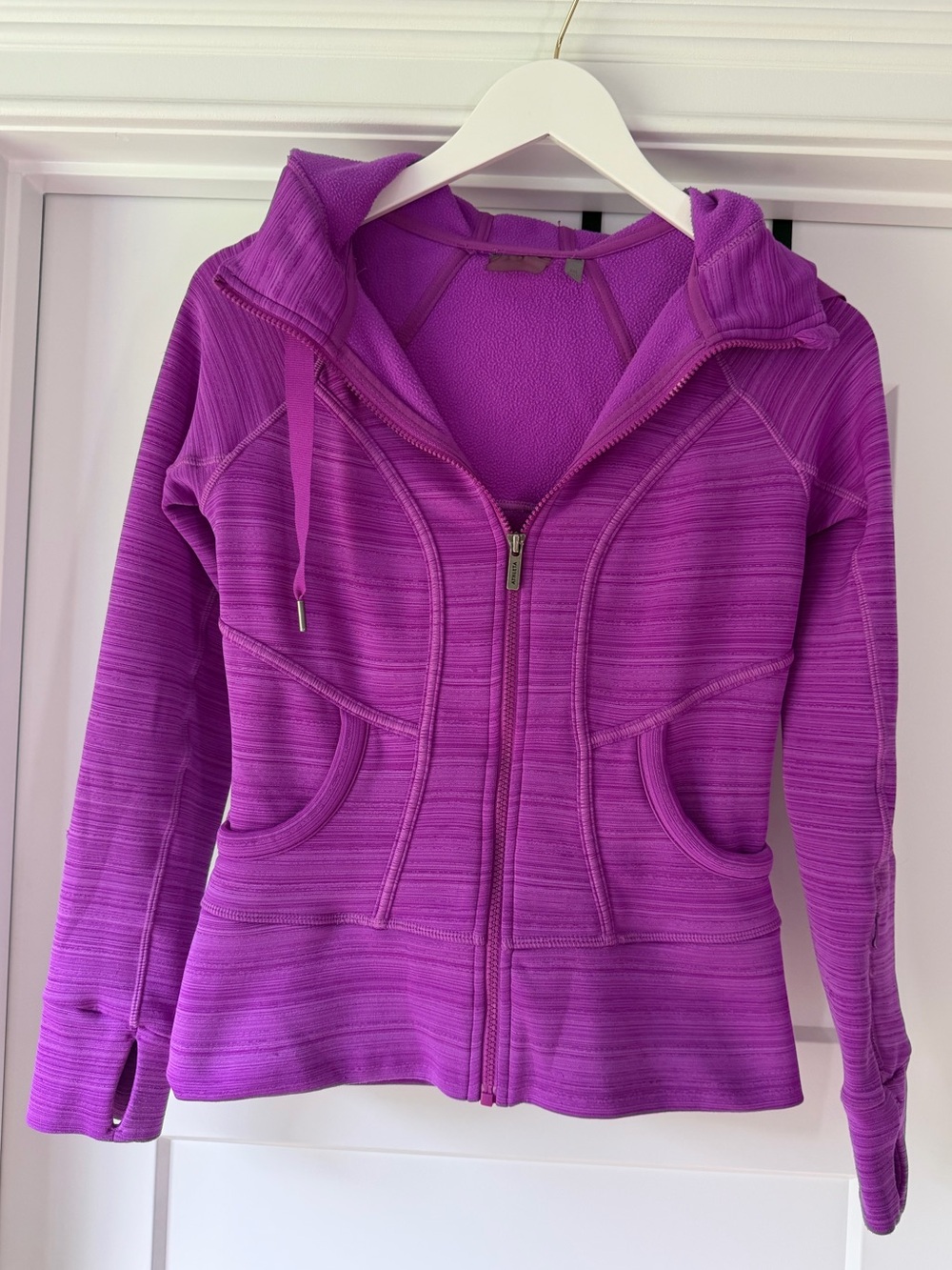 Athleta Purple Zip Hoodie Jacket Thumbholes Yoga Gym Size XXS